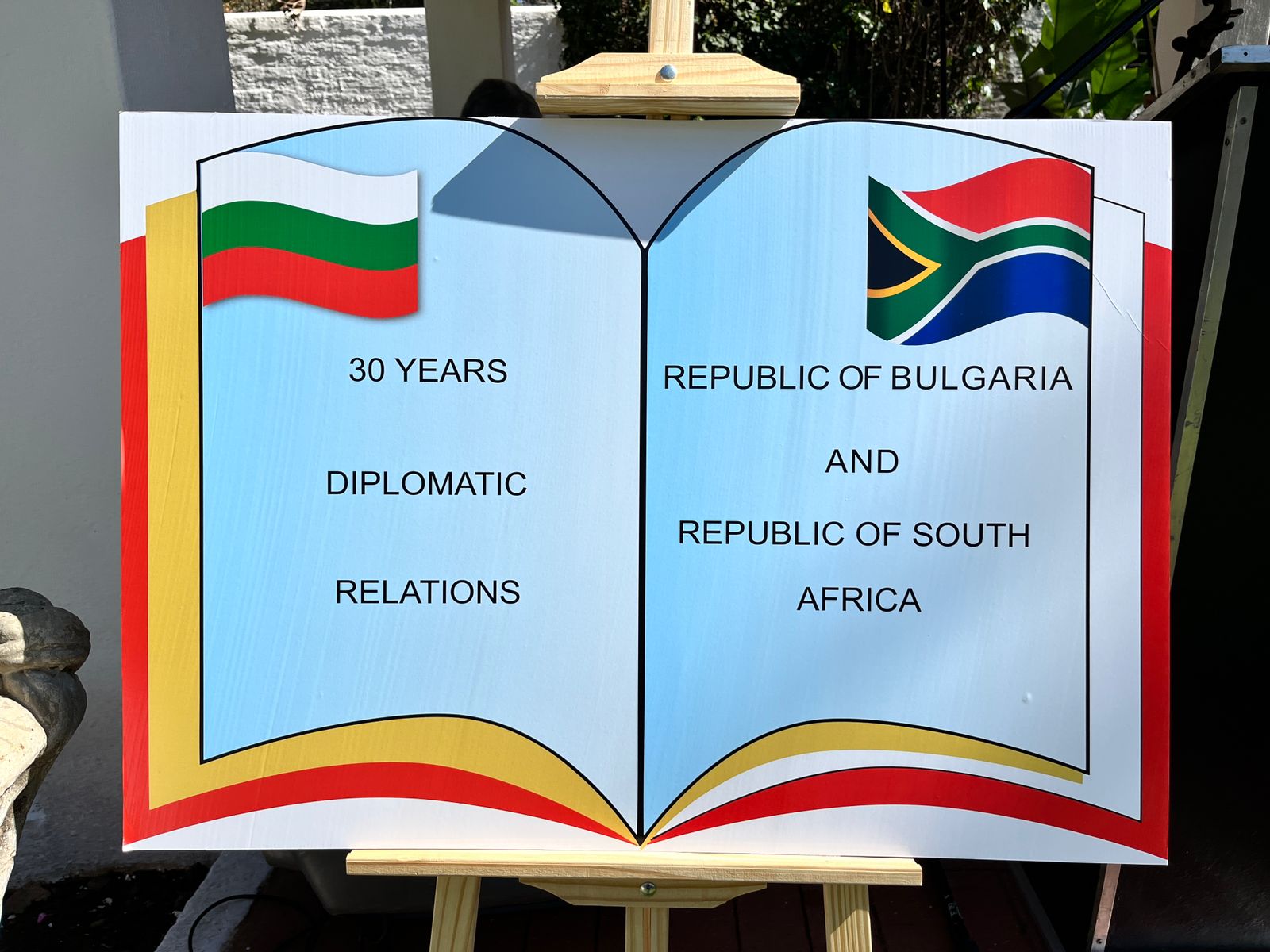The Embassy of Bulgaria in Pretoria organised a reception on the occasion of the Day of the Bulgarian Alphabet, Education, Culture and the Slavonic Literature